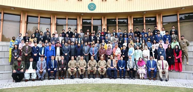 ملکی سالمیت کی کسی بھی خلاف ورزی کا سخت جواب دیا جائےگا: فیلڈ مارشل