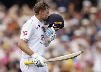 ایشز میں جو روٹ کی تاریخ ساز سنچری، رکی پونٹنگ کا بڑا ریکارڈ برابر