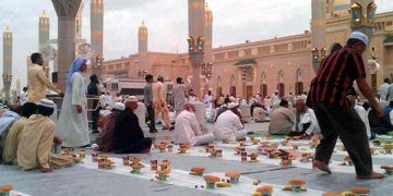 Permit applications invited for Ramadan Iftar table at Prophet's Mosque