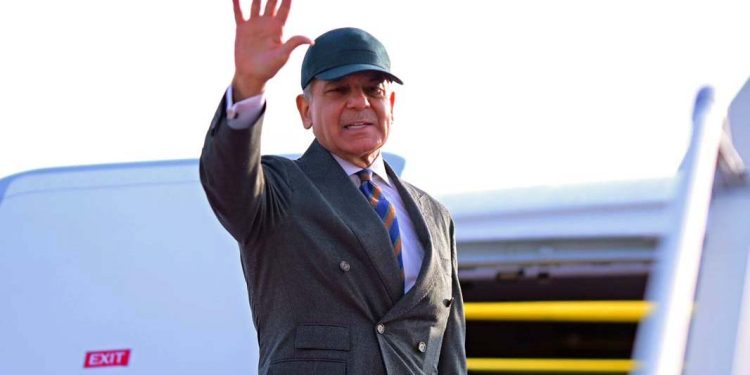 Prime Minister leaves for Switzerland to attend World Economic Forum