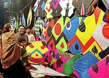 Basant Big decision to maintain kite prices in Lahore