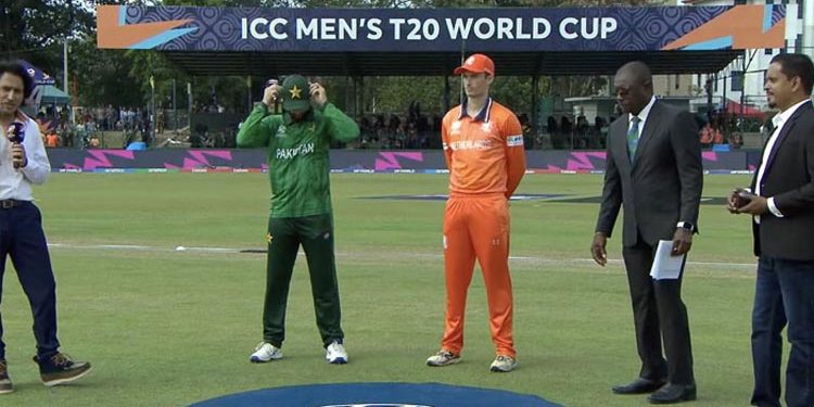 ٹی20 ورلڈ کپ افتتاحی میچ: پاکستان کا نیدرلینڈز کے خلاف ٹاس جیت کر پہلے فیلڈنگ کا فیصلہ