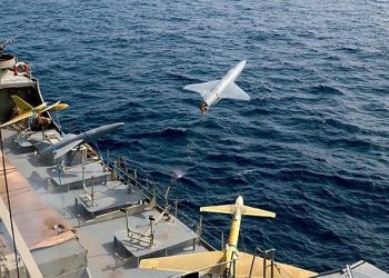 Iranian drone reaches US aircraft carrier, defense worth billions of dollars helpless