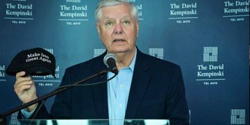 ایران کے خلاف امریکی کارروائی چند ہفتوں میں متوقع، ٹرمپ کے قریبی سینیٹر کا سخت انتباہ