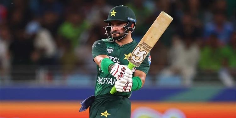 ٹی 20 ورلڈ کپ: نیدرلینڈ کیساتھ مقابلہ، 148 رنز کے تعاقب میں پاکستان کی بیٹنگ جاری