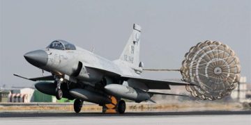 صومالیہ کے جے ایف 17 تھنڈر طیارے خریدنے کیلئے پاکستان سے حتمی مذاکرات