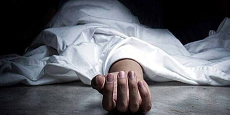 A citizen killed his wife and 5 children in Sargodha.