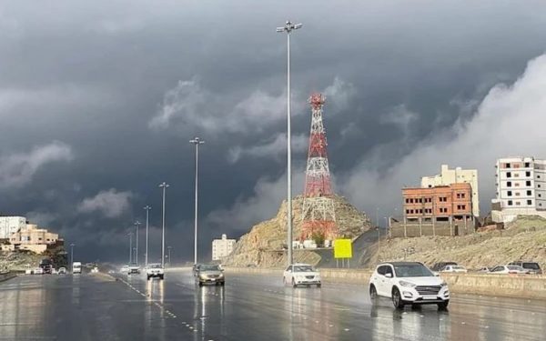 Dangerous storm looms in the Gulf region