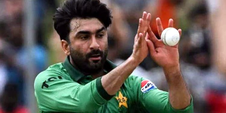 Fast bowler Salman Mirza sends legal notice to TV channel