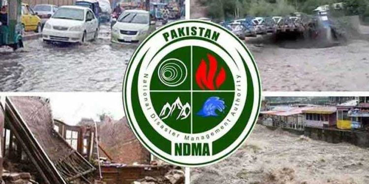 لاہور میں تیز بارش اور ژالہ باری