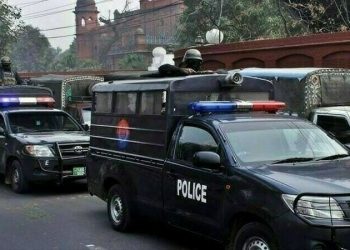 پاکپتن ، خاتون ٹیچر کے قتل کیس کا ملزم کانسٹیبل پولیس حراست میں ہلاک