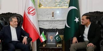 ایرانی وزیر خارجہ کی 24گھنٹوں میں فیلڈ مارشل سے دوسری ملاقات