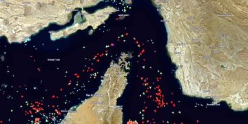 Closing the Strait of Hormuz, the world is on the brink of a new disaster