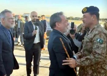 Field Marshal visits Iran to boost negotiations
