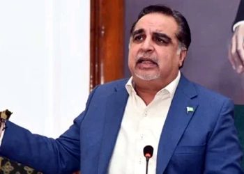 Former Governor Imran Ismail invites Mahmood Maulvi to join Functional League