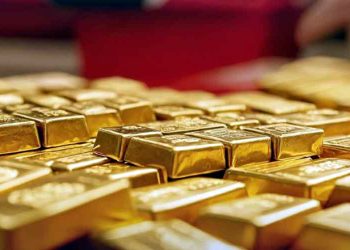 Gold Price Drops Further in Pakistan