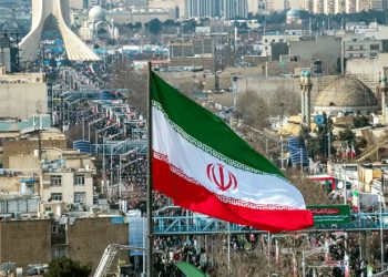 Iran demands compensation from Gulf states for war damages