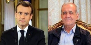 Iranian President's telephone conversation with French counterpart