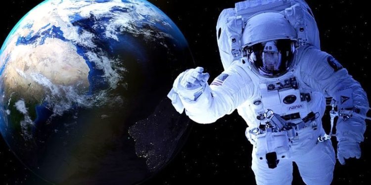 Man's preparation to go to the moon after 50 years