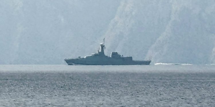 Pakistani Shala Mar passes through the Strait of Hormuz