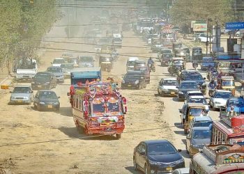 Strict action ordered against vehicles without route permits in Sindh