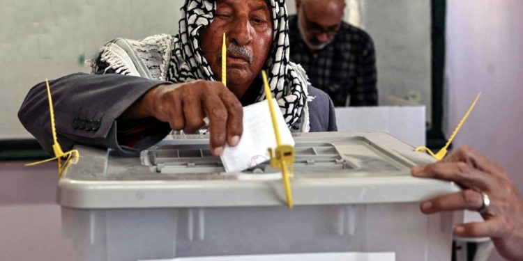 Supporters of President Mahmoud Abbas win Palestinian local elections