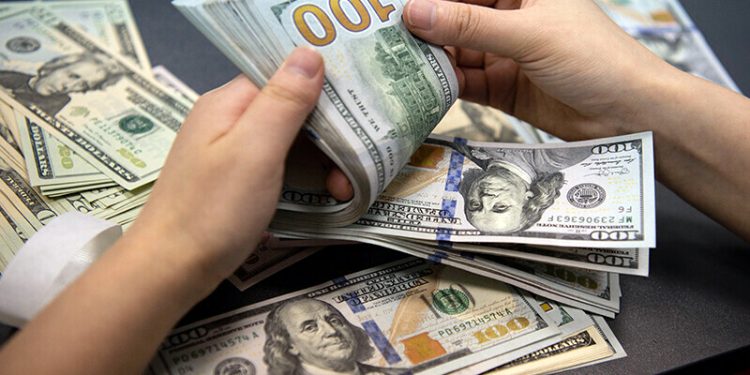 The US dollar is losing its status as a foreign exchange currency.