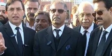 بلاوجہ تبادلہ کرنا عدلیہ کو بڑا نقصان پہنچائے گا،بیرسٹر علی ظفر