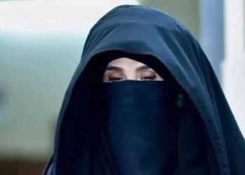 بشریٰ بی بی کی آنکھ کا معائنہ