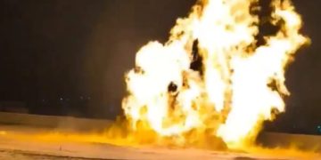 کراچی میں وزیر مینشن  کے قریب آتشزدگی