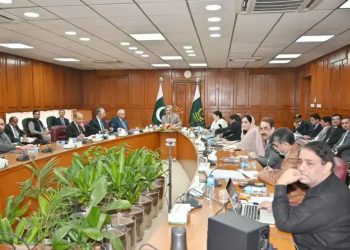 جوڈیشل کمیشن کا اجلاس ، 3ججوں  کے دیگر ہائیکورٹس تبادلے کی منظوری