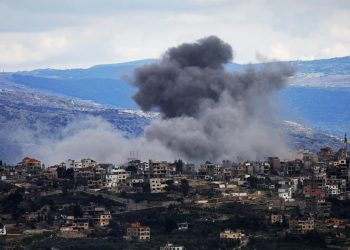 اسرائیلی فوج کی لبنان میں بمباری ،2افراد شہید