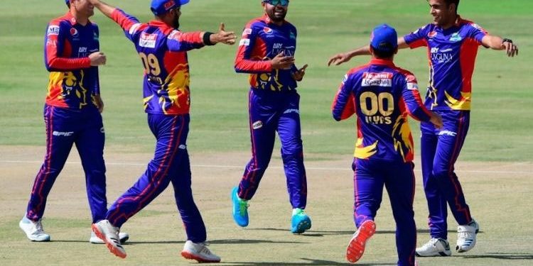 کراچی کنگز نے کوئٹہ گلیڈی ایٹرز کو شکست دیدی