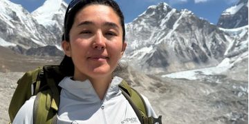 Afghan woman Zakia River Ahmed has climbed the highest peak, Mount Everest.
