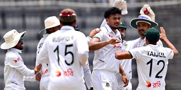 Dhaka Test Pakistani batting line-up struggles to chase 268-run target