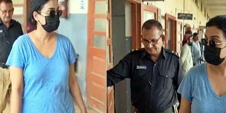 False cases were made, I was tortured, Anmol alias Pinky creates ruckus in court