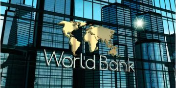 Finance Minister holds talks with World Bank, discusses ways to receive more remittances from overseas Pakistanis