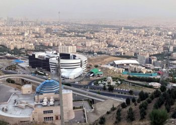 Iran refuses to transfer enriched uranium abroad