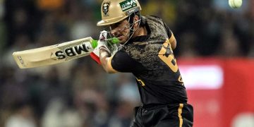 PSL final Hyderabad sets Peshawar a target of 130 runs to win