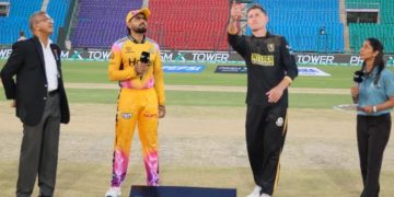 PSL final Peshawar Zalmi decides to bowl against Hyderabad