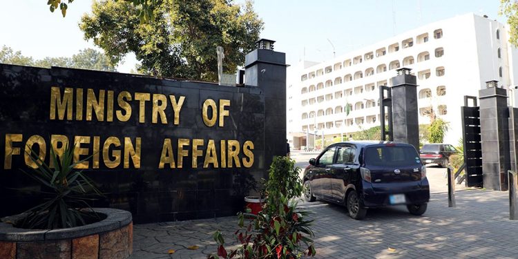 Pakistan is playing a mediating role between Iran and the US, says Foreign Office