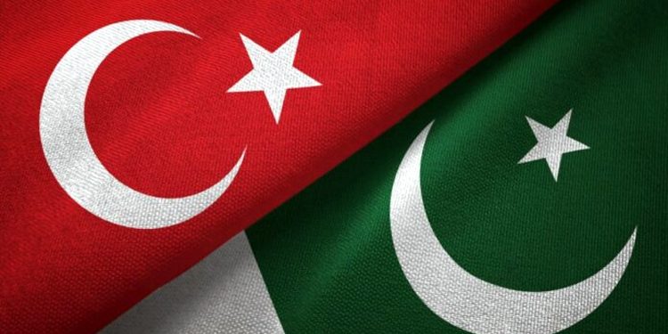 Pakistani judicial delegation visits Turkey