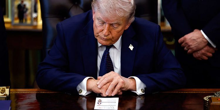 Sixth attempt to limit Trump's war powers fails