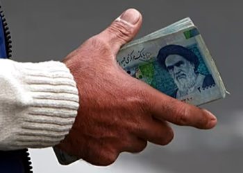 The worst fall in the Iranian currency, should it be bought