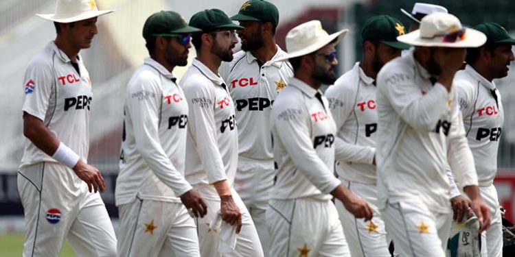 When did the Pakistani team face a clean sweep in Tests