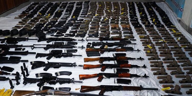 Action taken in Muzaffarabad, 5 suspects arrested, digital devices, weapons recovered