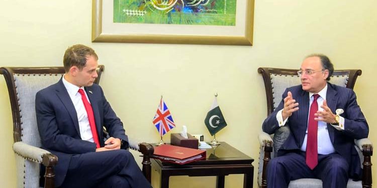 British Parliamentary Under-Secretary meets with Finance Minister