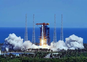China takes another leap into space, sends 36 new satellites into orbit