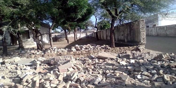 Investigation launched into death of 3 female students after school wall collapses in Umerkot