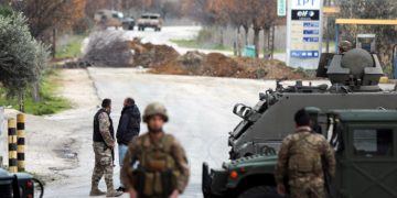 Israeli army orders withdrawal from 7 towns in southern Lebanon
